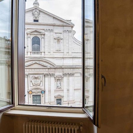 רומא Piazza Venezia Charming Apartments With View מראה חיצוני תמונה