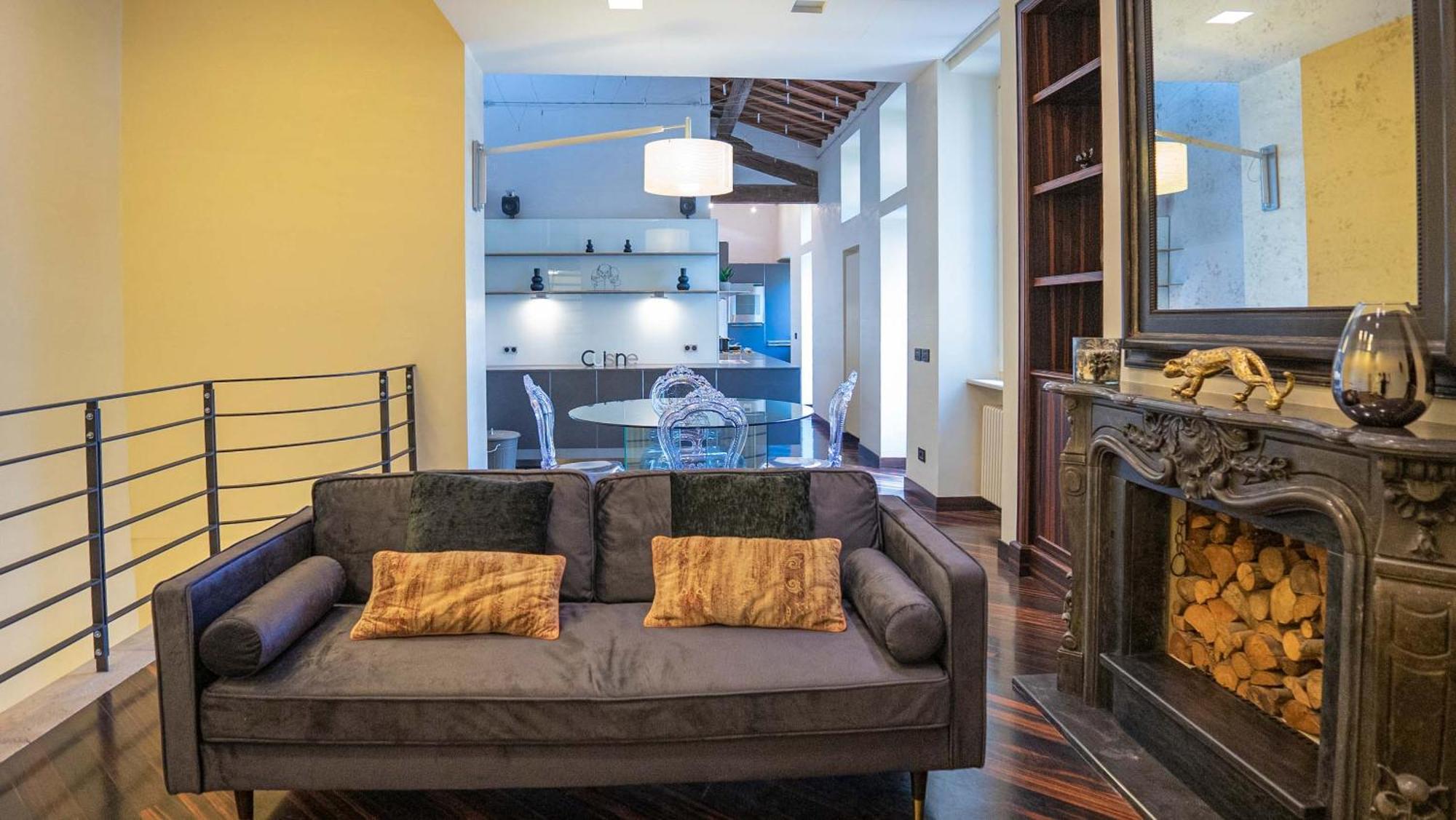 רומא Piazza Venezia Charming Apartments With View מראה חיצוני תמונה