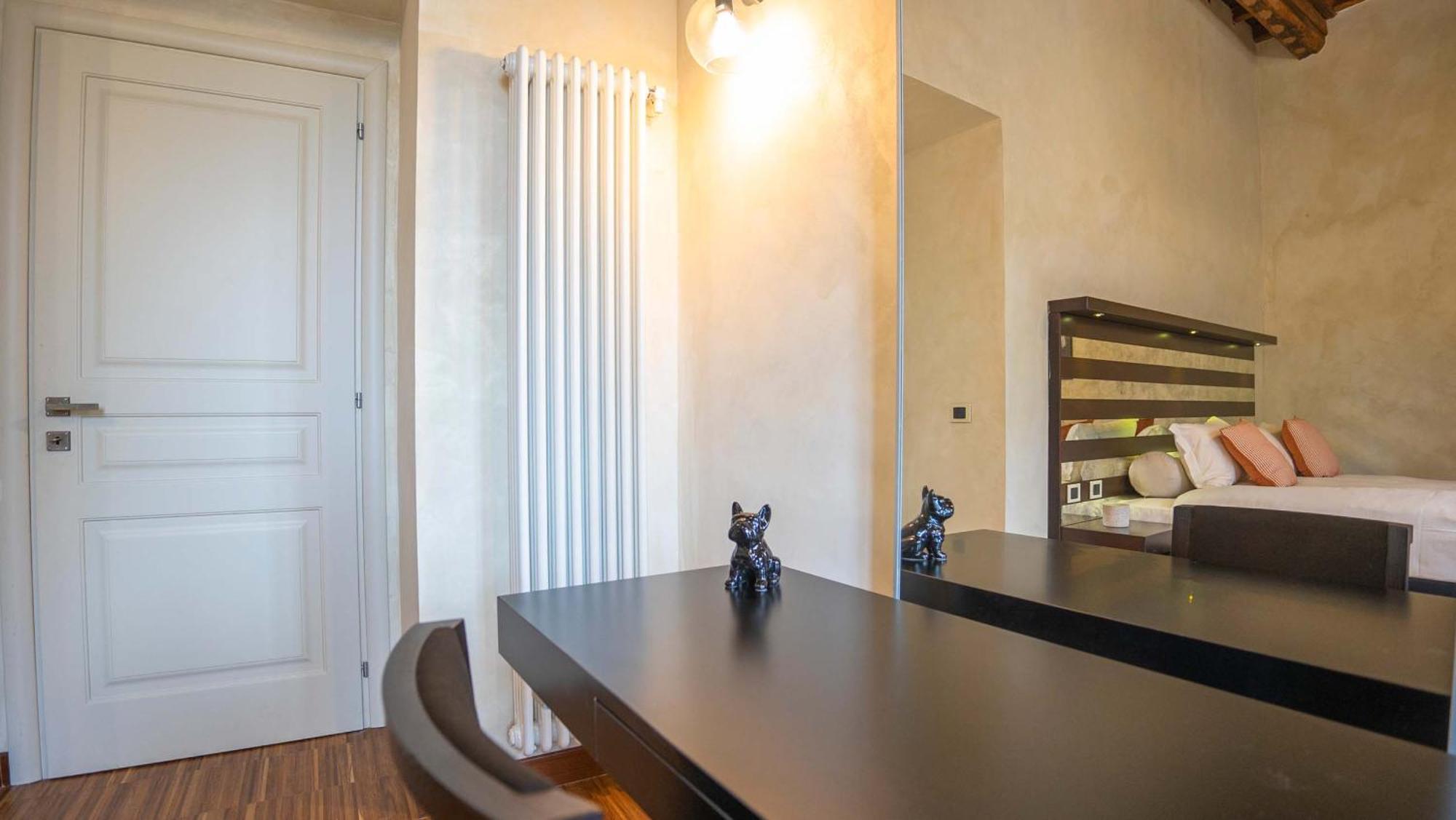 רומא Piazza Venezia Charming Apartments With View מראה חיצוני תמונה