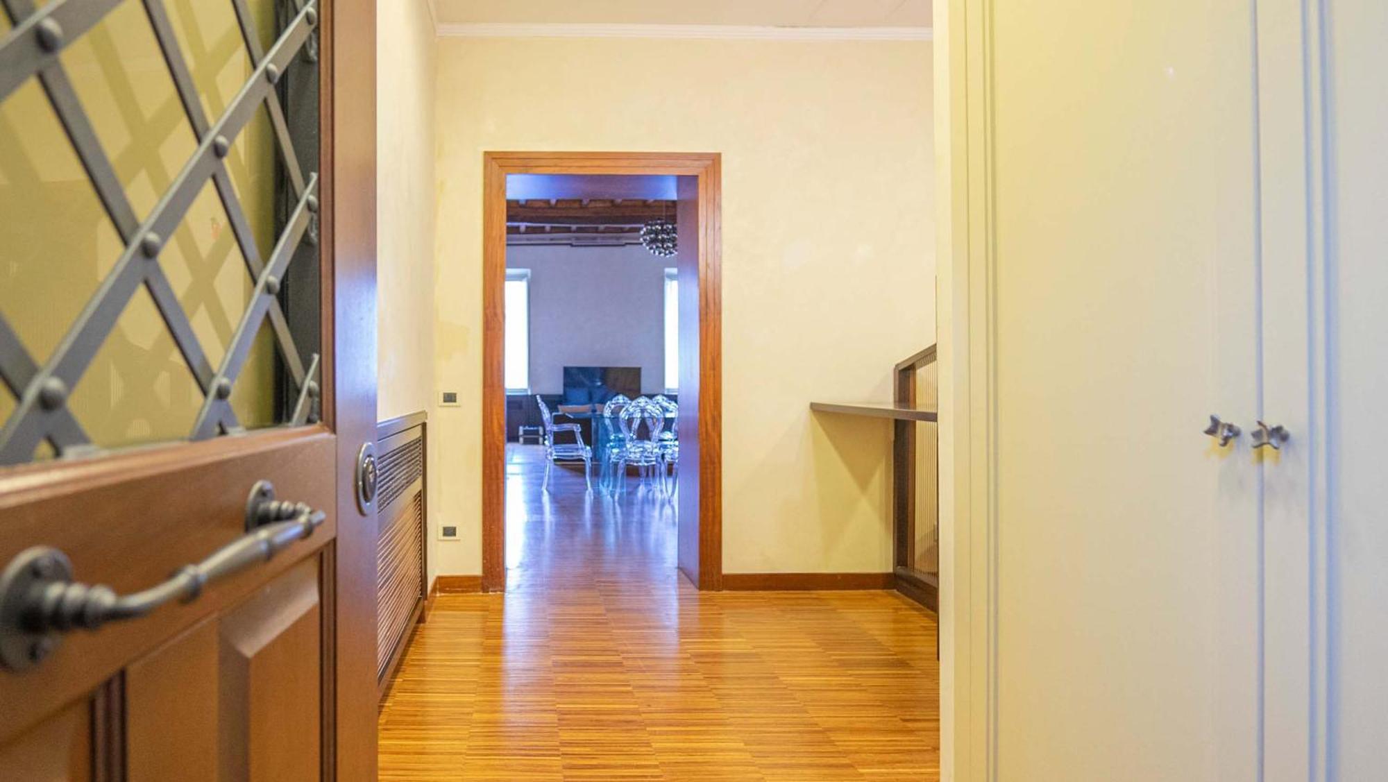 רומא Piazza Venezia Charming Apartments With View מראה חיצוני תמונה